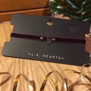 LA Hearts velvet choker